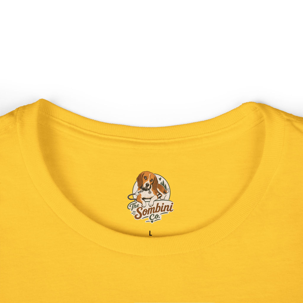 "Freedom Found" - Retro Professional Escape Artist Beagle Graphic Women's Tee