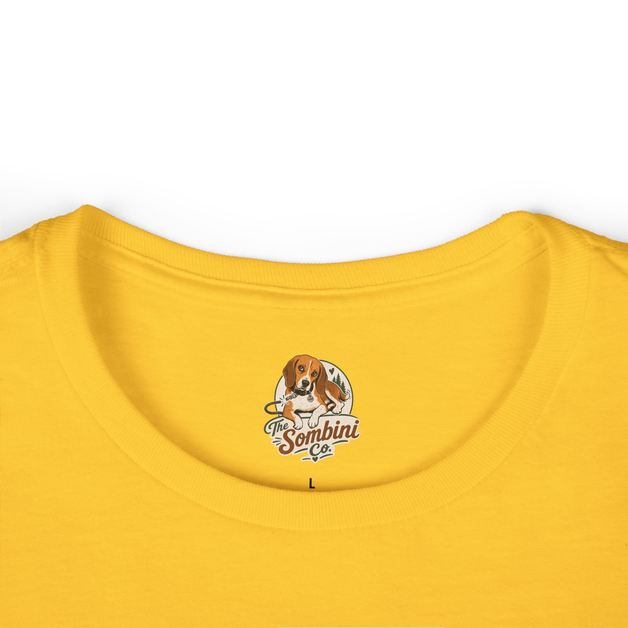 "Freedom Found" - Retro Professional Escape Artist Beagle Graphic Women's Tee